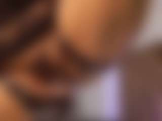Live cam show with Veronica - Dildo Or Vibrator on liverealitysex.com