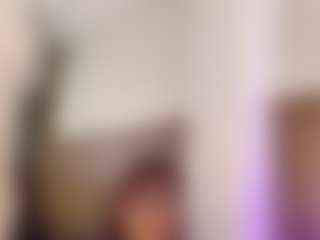 Live cam show with Veronica - Shaved Pussy Mature on makecum.org