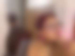 Live-Cam-Show mit Veronica - Athletic MILF auf Camsoda