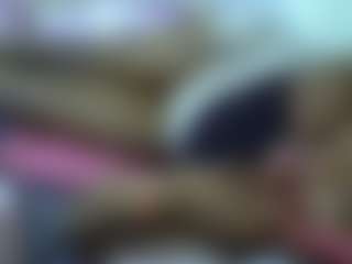 Live-Cam-Show mit CuteJasmine1 - Strip Black auf Camsoda