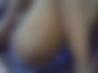 CuteJasmine1 MILF webcam performer live streaming