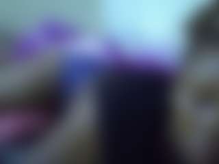 CuteJasmine1 MILF webcam performer live streaming