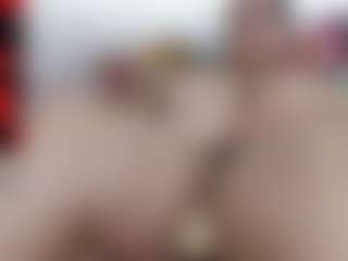 Live cam show with EMILY-NESSA - Lovense MILF on dropp.cam