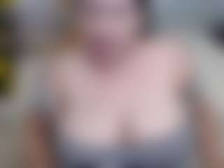 EMILY-NESSA's Live Sex Cam Show