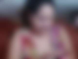 Live cam show with EMILY-NESSA - Strip MILF on live18s.com
