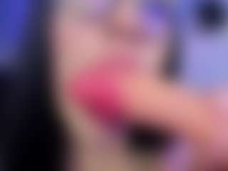 Live cam show with Samantha-Brooke - Bikini on Hubzter Live