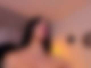 Live cam show with Samantha-Brooke - Tittyfuck on TeamSkeetLive