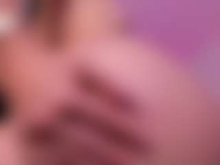 Live cam show with Samantha-Brooke - Ride on milfzrlive.com
