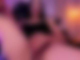 Samantha-Brooke's Live Sex Cam Show