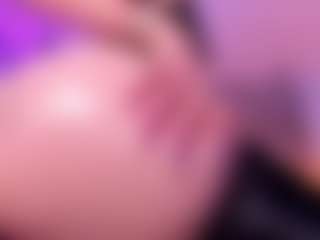Live cam show with Samantha-Brooke - Ride on Hubzter Live
