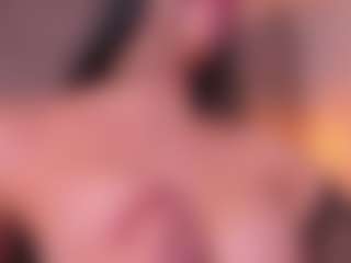 Live cam show with Samantha-Brooke - Drinking on livesuperchat.net
