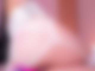 Live cam show with Samantha-Brooke - Petite Young Adult on TeamSkeetLive