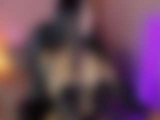 Live cam show with Samantha-Brooke - Drinking on sexytreat.net