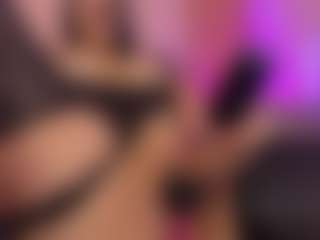 Live cam show with Samantha-Brooke - Full Nudity on madthumbs