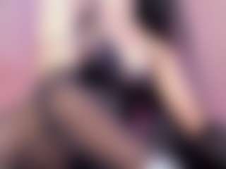 Live cam show with Samantha-Brooke - Average on Uber Horny