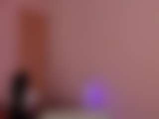 Live cam show with Samantha-Brooke - Solo on Camsoda
