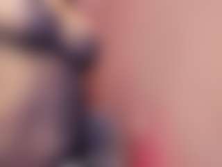 Live cam show with Samantha-Brooke - Petite on Camsoda Late Night