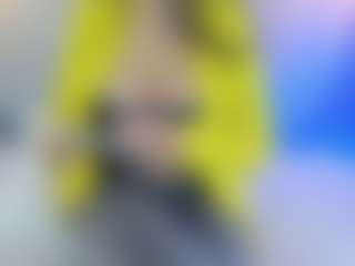 Live cam show with Sarita-Duque - Public MILF on Milf Play