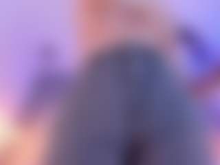 Live cam show with Sarita-Duque - Mature Young Adult on hrnylive.com
