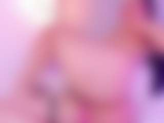 Live cam show with Sarita-Duque - Striptease on liverealitysex.com