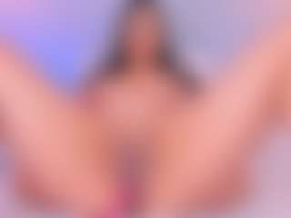 Live cam show with Sarita-Duque - Bedroom on Camsoda