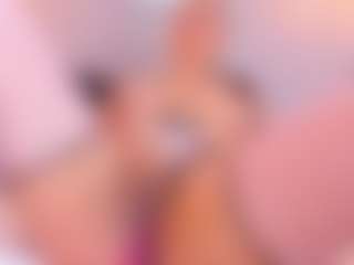Live cam show with Sarita-Duque - Striptease on Dolls Live