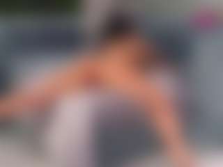 Live cam show with Theowonder - Cock Rating on CamwithHer