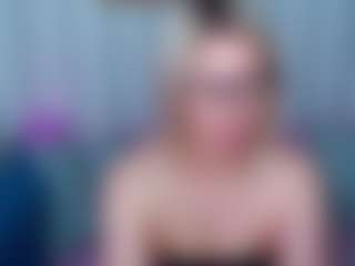 Live cam show with MonaLisaG - Middle Aged on Fling VIP Chat