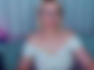 Live cam show with MonaLisaG - Upskirt on Mixed Magazine Live