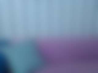 Live cam show with MonaLisaG - Green Eyes on intimatelivegirls.com