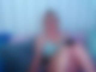 Live cam show with MonaLisaG - Fingers on livesexfox.com
