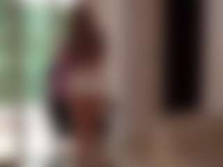 Live cam show with naomisainz - Small Ass on Hubzter Live