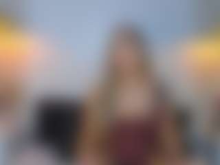 Live cam show with paola-reyy - Bedroom on liverealitysex.com