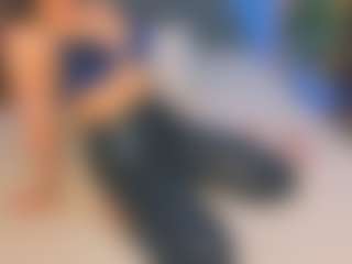 Kira's Live Sex Cam Show