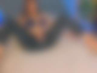 Kira's Live Sex Cam Show