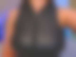 Kira's Live Sex Cam Show