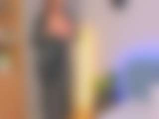 Kira's Live Sex Cam Show