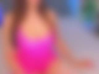 Kira's Live Sex Cam Show