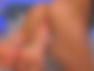 Kira's Live Sex Cam Show