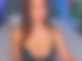 Live cam show with Kira - Athletic on madthumbs
