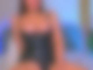 Kira's Live Sex Cam Show
