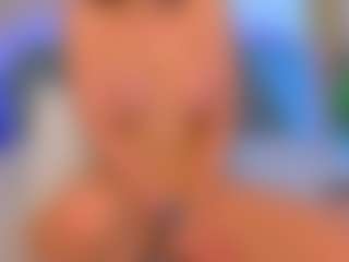 Kira's Live Sex Cam Show