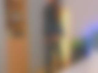 Kira's Live Sex Cam Show
