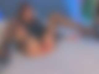 Kira's Live Sex Cam Show