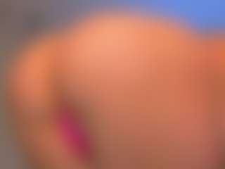 Kira's Live Sex Cam Show