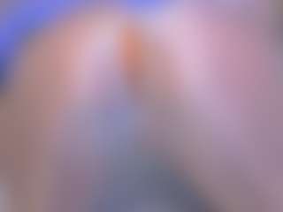 Kira's Live Sex Cam Show