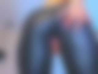 Kira's Live Sex Cam Show
