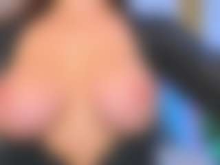 Live cam show with Kira - Athletic Blowjob on Fling VIP Chat