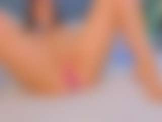 Kira's Live Sex Cam Show