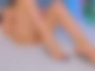Kira's Live Sex Cam Show